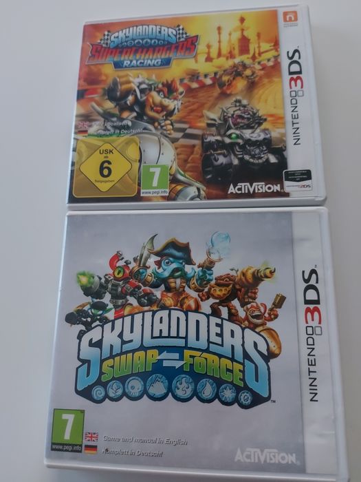 Jogos Nintendo 3 DS e figuras