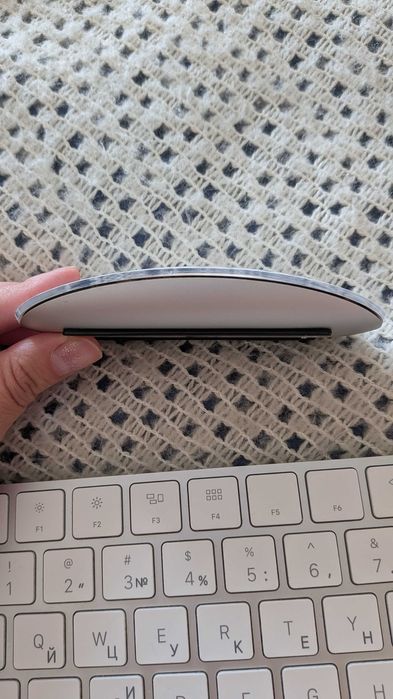Клавіатура + мишка apple 2022 року