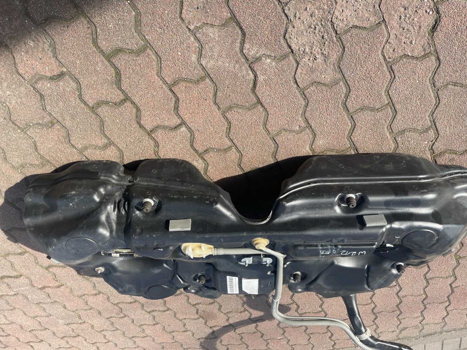 Zbiornik paliwa MERCEDES  BENZ  E-KLASA 212 - 22O diesel