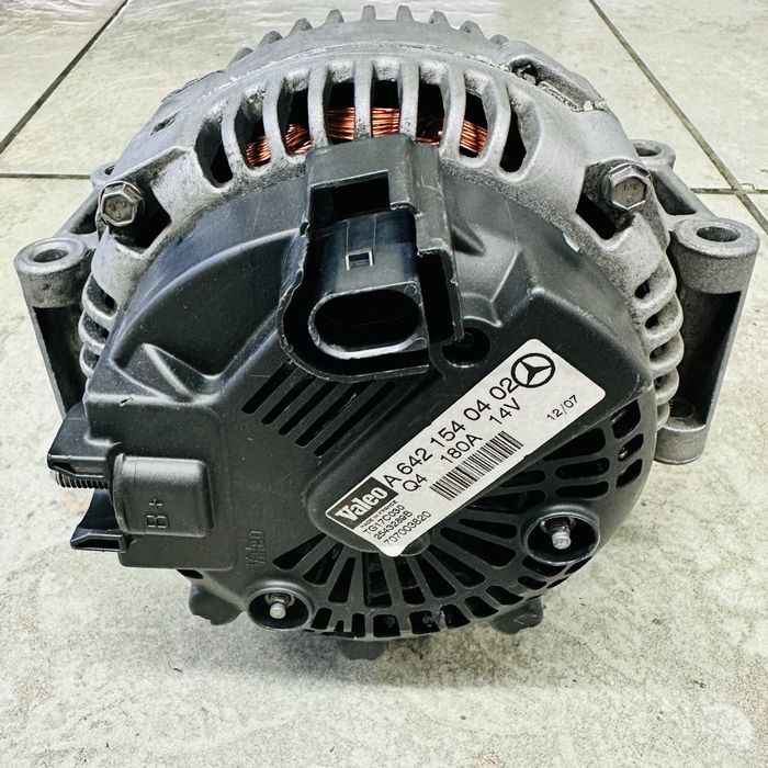 Alternador para Mercedes-Benz Classe E (W211)