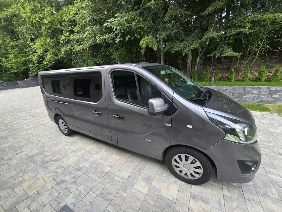 opel vivaro 2016