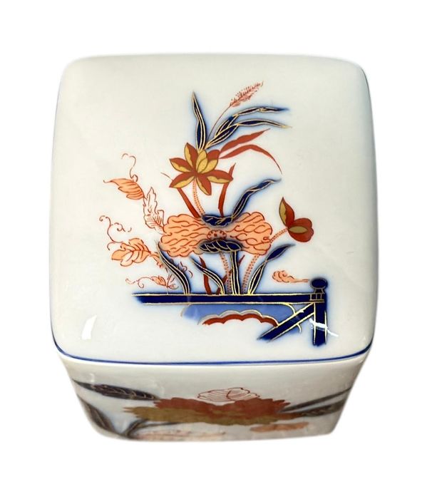 Caixa Oriental Vista Alegre - Imari