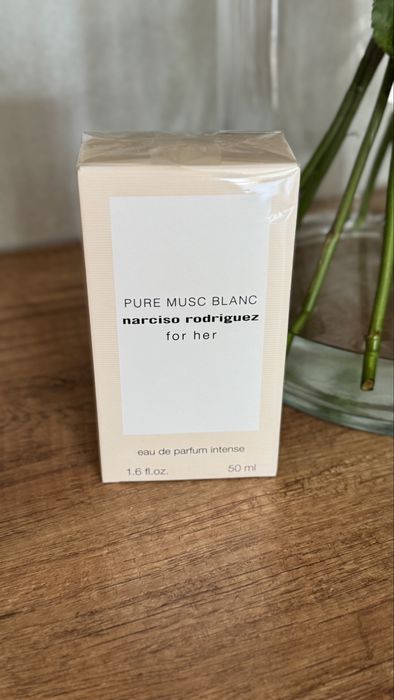 perfumy Narciso Rodriguez Pure Musc Blanc For Her Eau de Parfum Intense 50 ml.