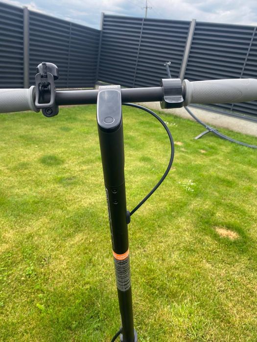 Електросамокат Segway-Ninebot F25E