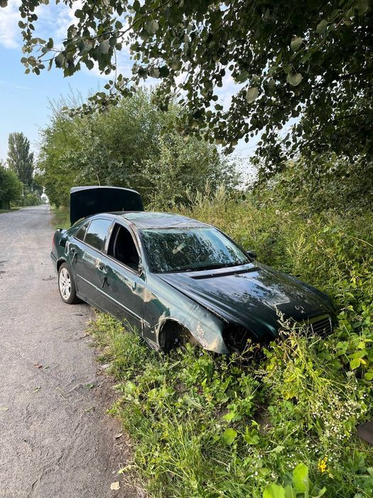 Продам мерседес після дтп