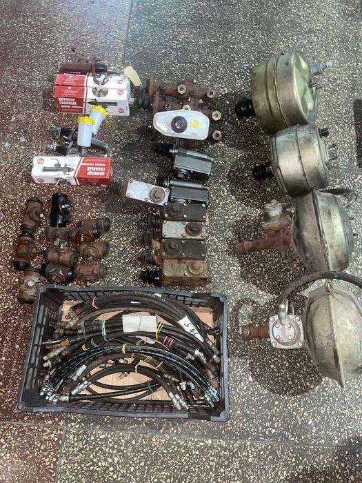 Вакуум, главный тормозной ,гол. сцепления газ52 газ53 ,газ66 ,газ3307