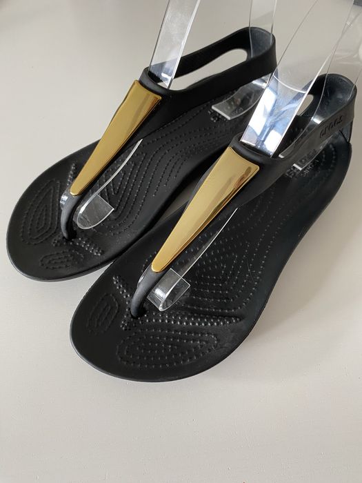 Nowe sandaly Crocs Serena Flip Metallic Bar r. 36/37 W6