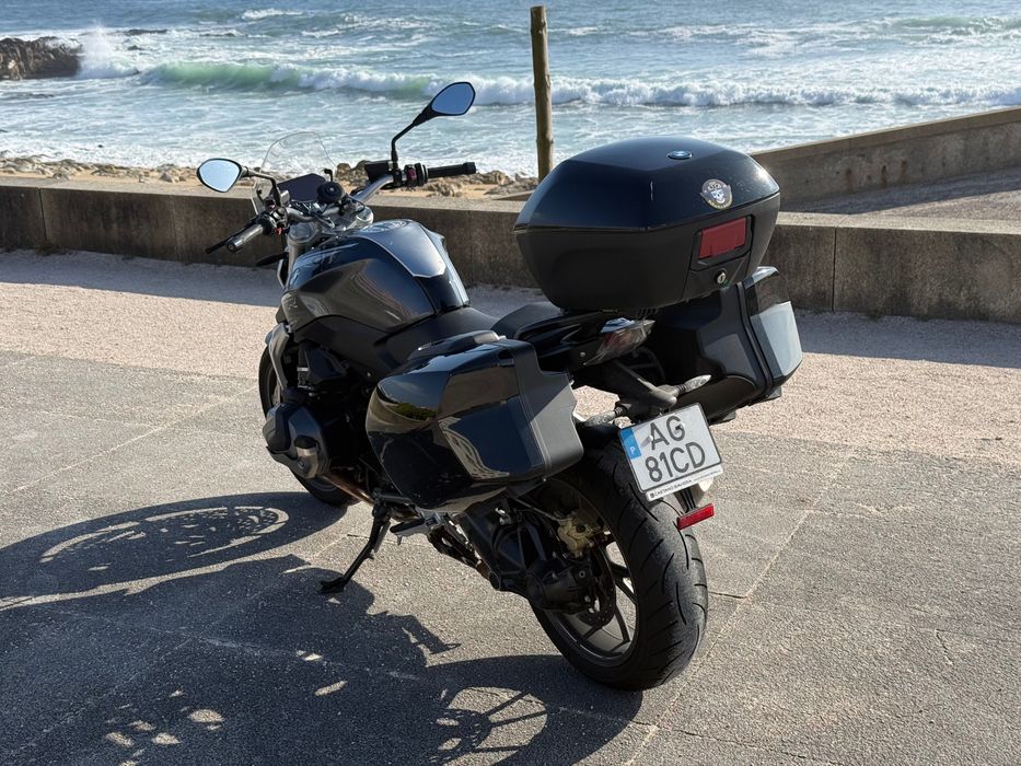 BMW R1250R 2021 — 17.759 km — Nacional, Full BMW