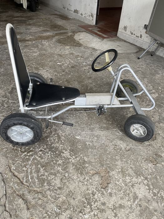 Vendo este carrinho de criança