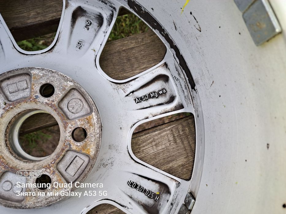 Продам титани R16 5*100