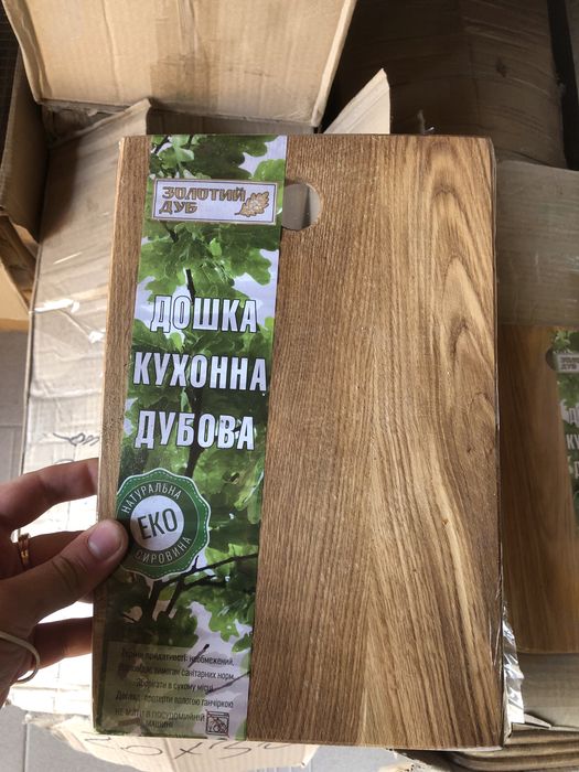 Доска дубова різних розмірів