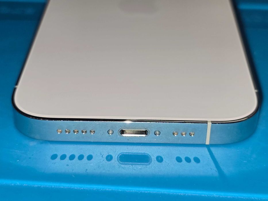 Używany - Apple iPhone 14 Pro 512GB Srebrny - GSM Baranowo