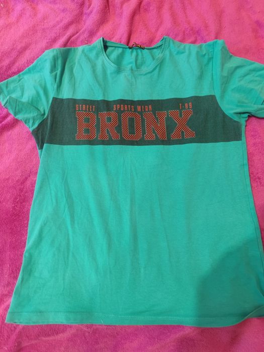 Продам футболку xl размер