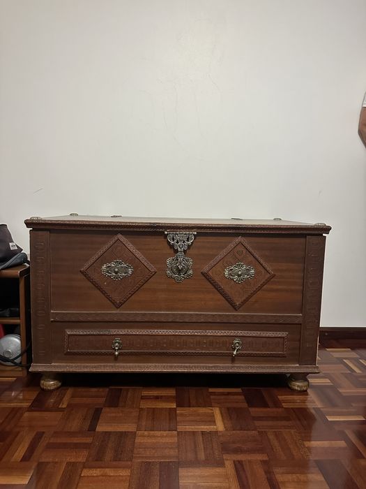 Vendo arca antiga