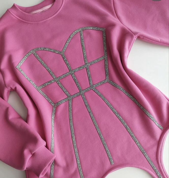 Кравчиня, швея , шиемо на замовленя