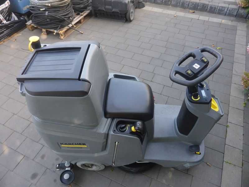 Szorowarka ,zmywarka KARCHER BD 50/70 R Bp -Super stan