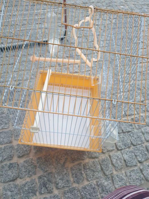 Gaiola para pássaro