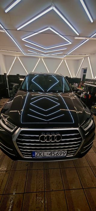 Audi Q7 Stan super , bezwypadkowy