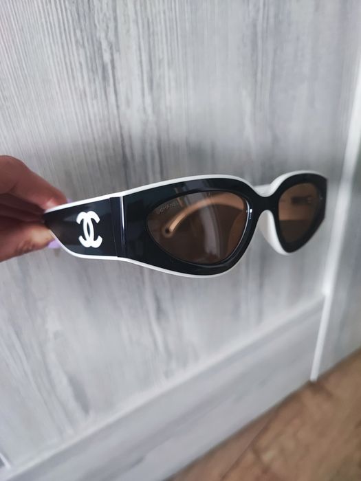 Oryginalne okulary przeciwsłoneczne Chanel Nowe
