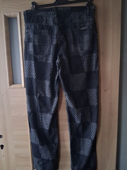 Spodnie męskie używane