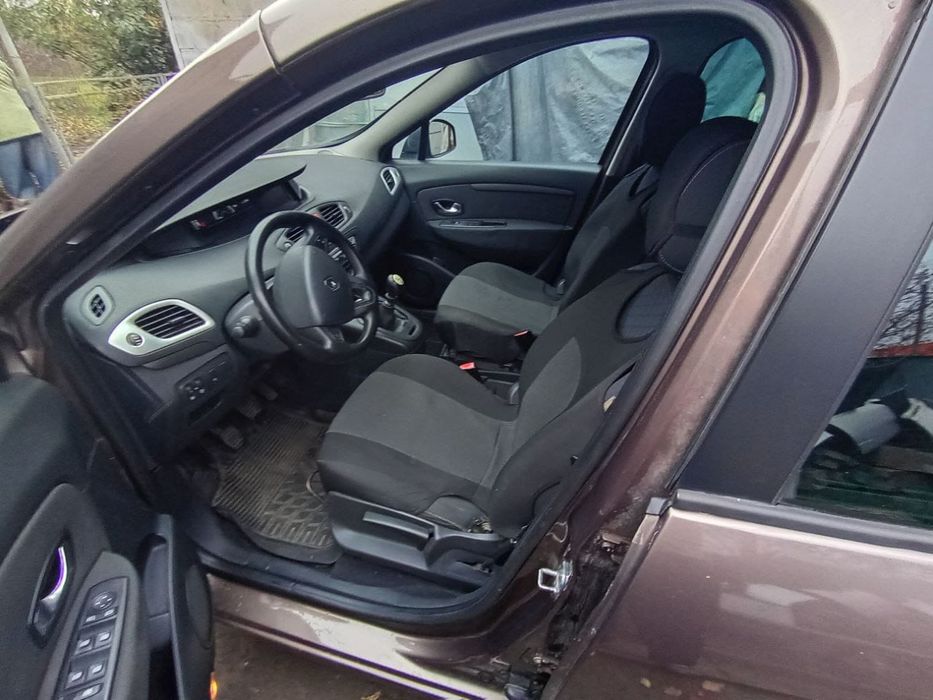 Ladekantenschutz für Renault Grand Scenic III - Maluch Premium Autozubehör