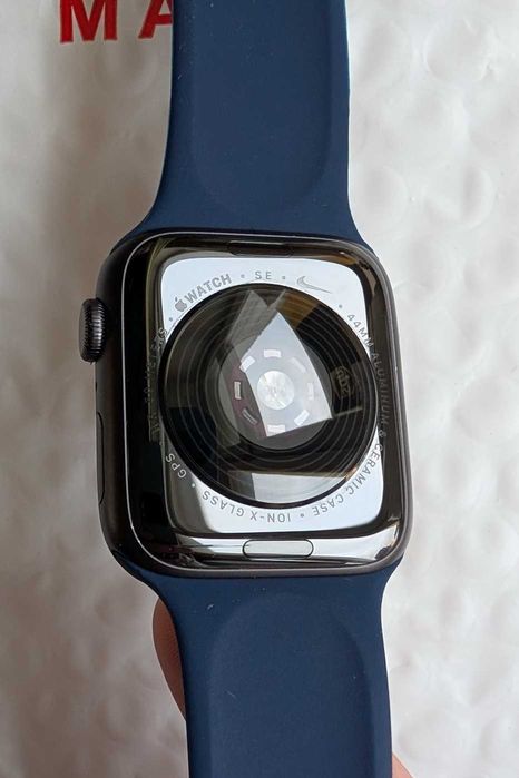 Гарантія магазин майже ідеал Apple Watch SE 44 Space Gray Все працює