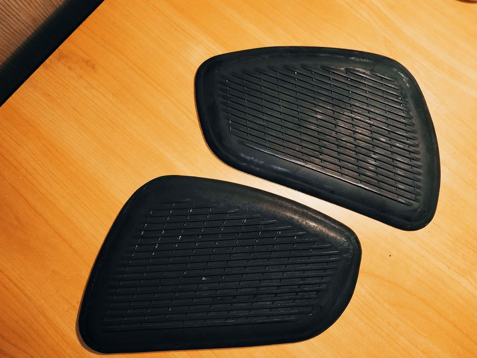 Накладки на бензобак МТ Дніпро Днепр гумові резинові бокові