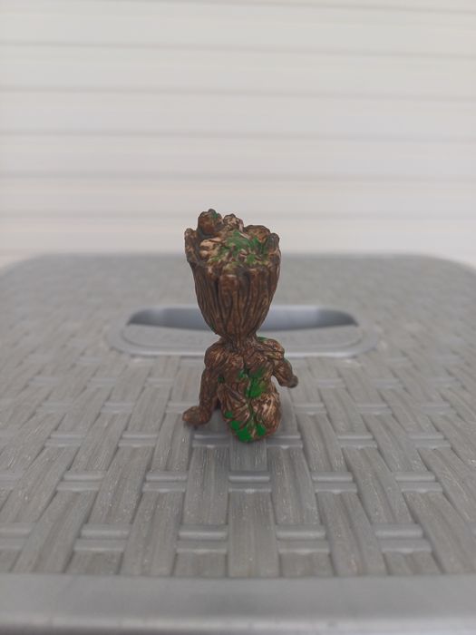 action figure Baby Groot todo país