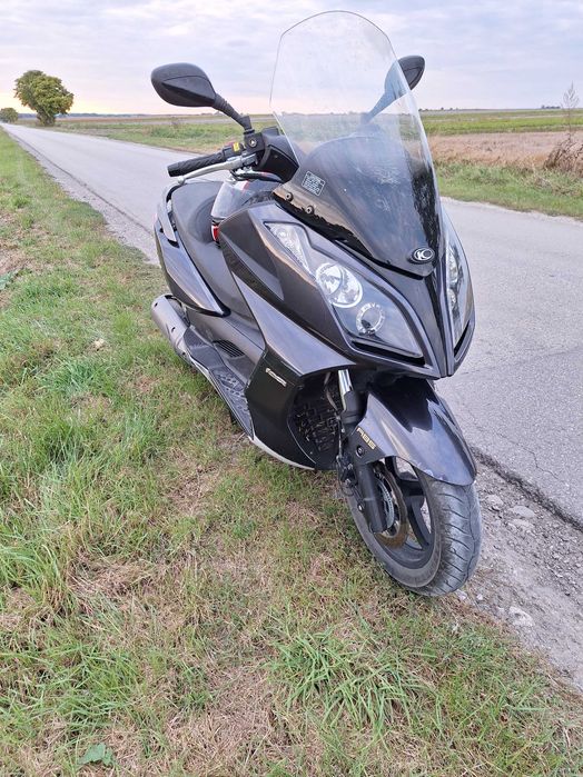 Kymco Downtown 125,  2015 rok, śmiga aż miło