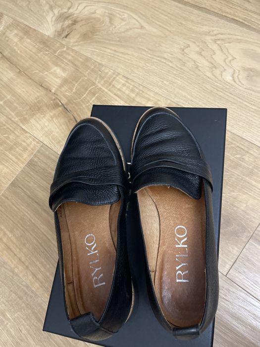 Шкіряні туфлі фірми Rylko