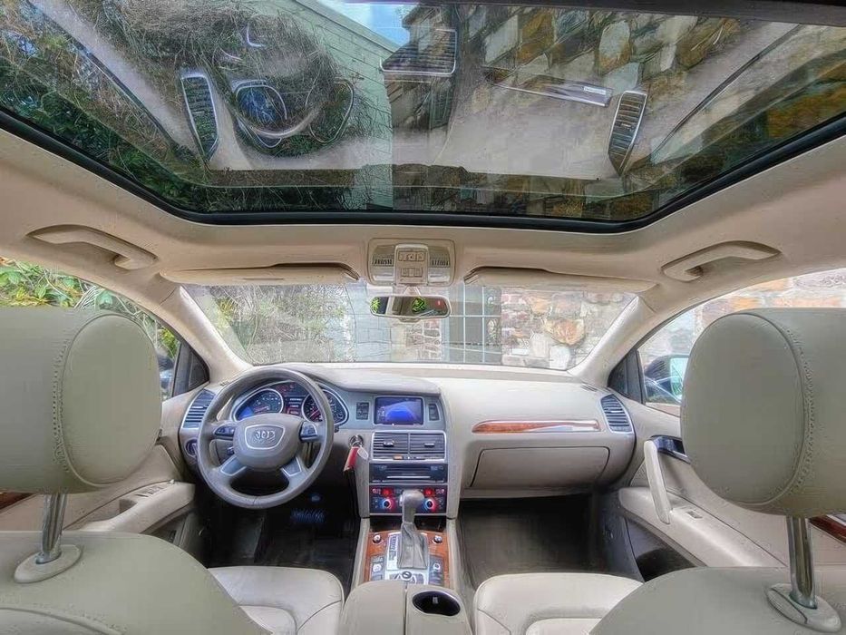 Audi Q7      2014