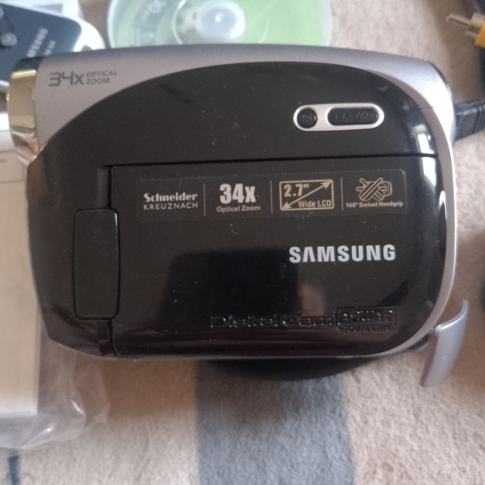 видеокамера Samsung SC-DX103