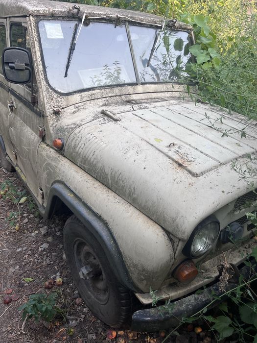 Автомобіль Уаз 469