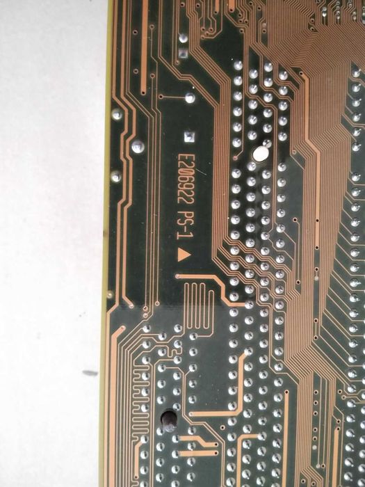 Материнская плата ECS P6IWF