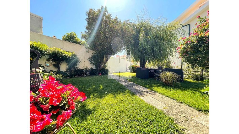 T3+2 DUPLEX Apartment with Garden