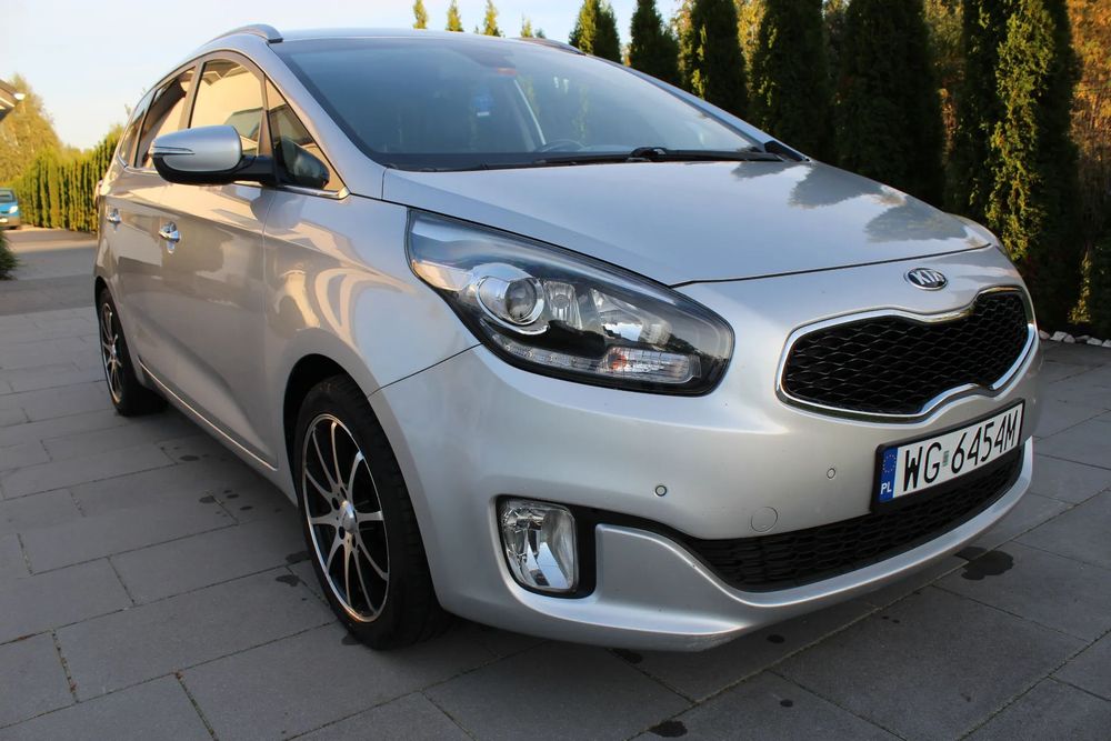 Kia Carens