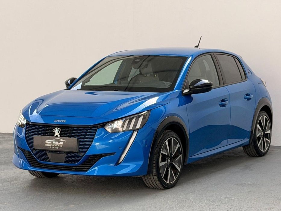 Peugeot e-208 GT