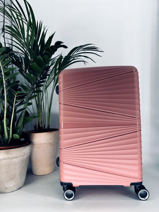 Nowa średnia walizka podróżna gumowa - wysyłka Olx