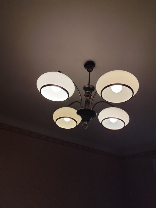 Sprzedam lampę sufitową
