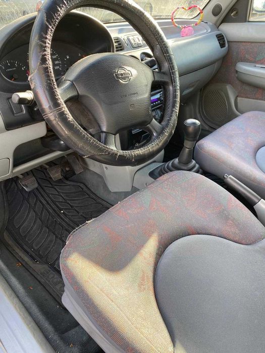 nissan micra k11 2001