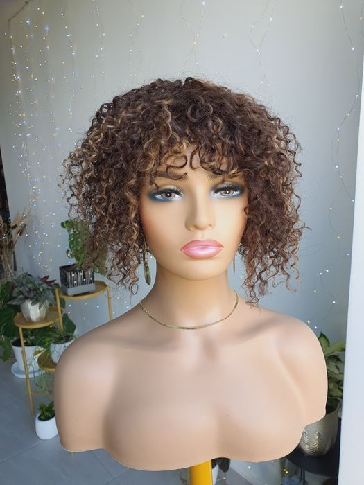 Afroloki peruka z naturalnych włosów brąz refleksy loki loczki