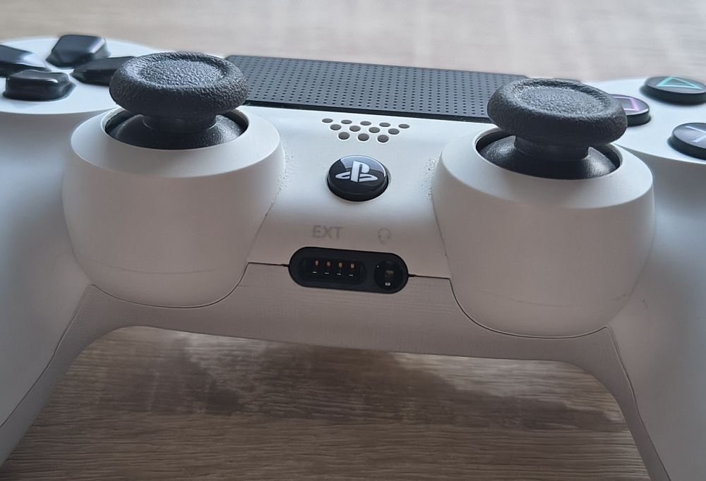 Kontroler do PlayStation PS4 - Biały