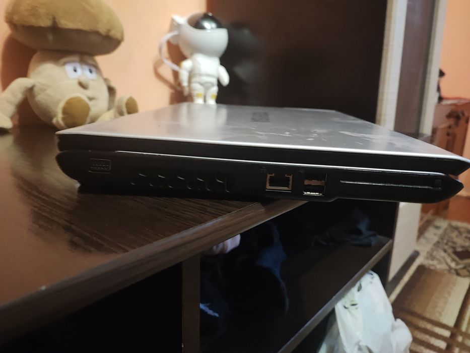 Ноутбук   Тошиба