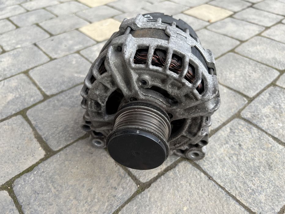 Генератор 03L903024F VW Passat Caddy Golf Touran Tiguan 2.0 tdi 180A