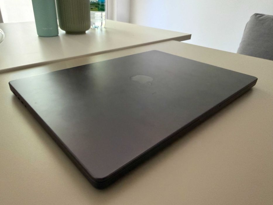 MacBook Pro 16” M4 Pro 24GB | 512GB | Bateria 99% Como novo, com garantia