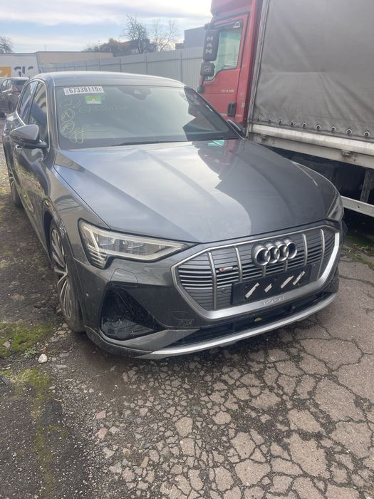 Audi e-tron 2022р РОЗБІРКА АВТОРОЗБІРКА ауді е трон s line автошрот