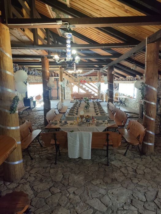 Prosiak ,jagnięcina,udźce,pieczone w piecu ziemnym