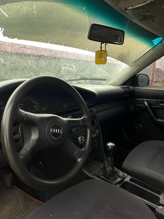 Продам audi 100 c4