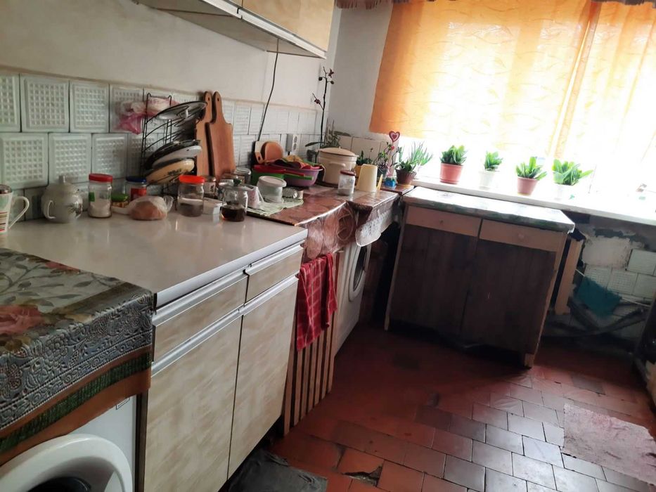 (7) Продаж кімнати в гуртожитку, Київська (2590)