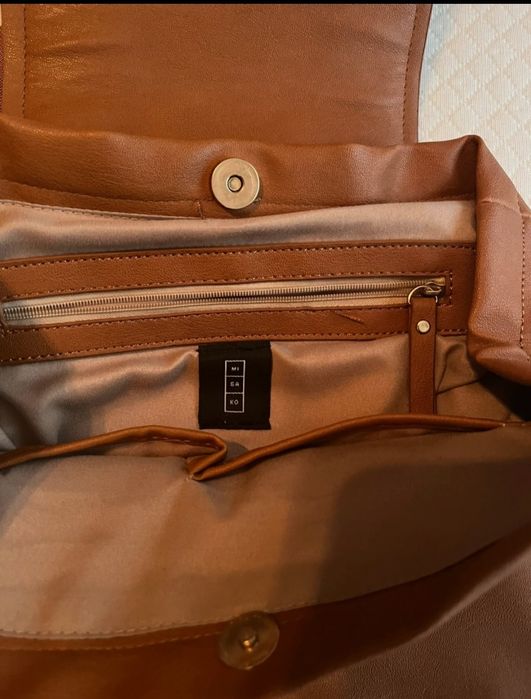 Mala mochila de senhora da Misako